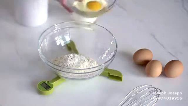 Весы кухонные складные Joseph Joseph TriScale™ смотреть онлайн