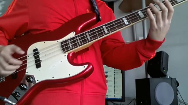 Fender AmericanVintage' 75 Jazz Bass FSR(FenderSpecialRun) CandyAppleRed смотреть онлайн