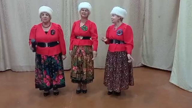 "Ой, при лужку, при лужке", народная песня смотреть онлайн