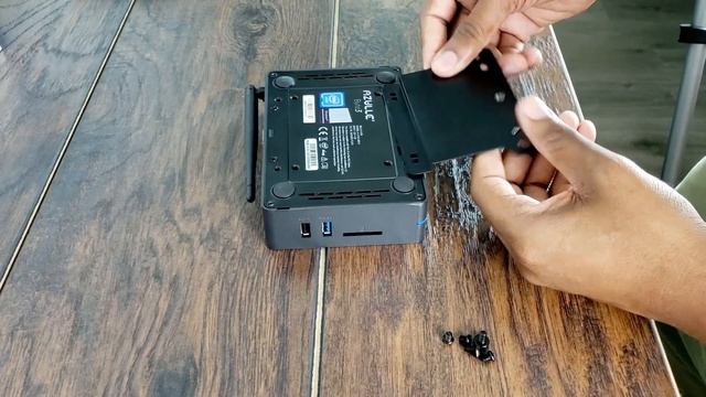 Mount Your Mini PC Using a VESA Mount | Azulle's Mini PCs смотреть онлайн