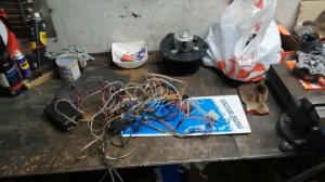 Mitsubishi Lancer 9. Лечение перезаряда напряжения 15,6В. Замена фишки генератора.