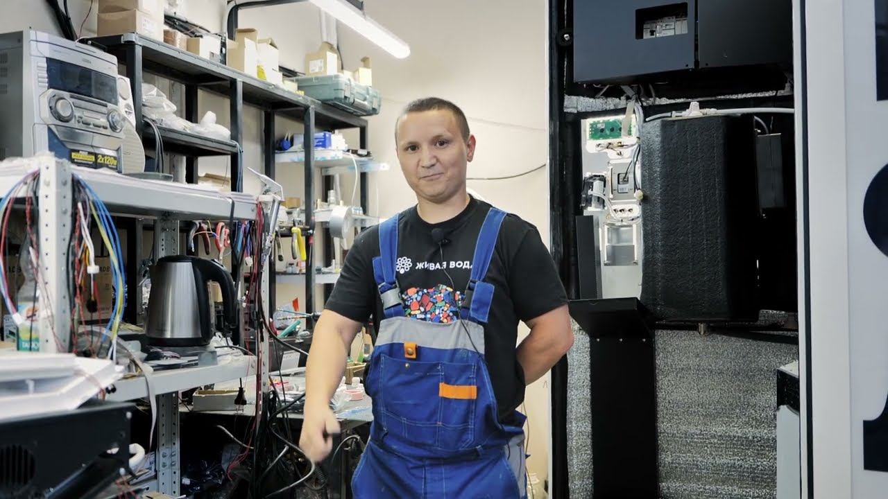 Сотрудники рассказывают о работе в компании Живая вода смотреть онлайн