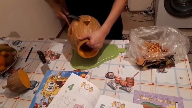 Happy Halloween!! Хэллуин. Делаем светильник Джэка из тыквы. Сходили на мультик Смолфут в кино смотреть онлайн