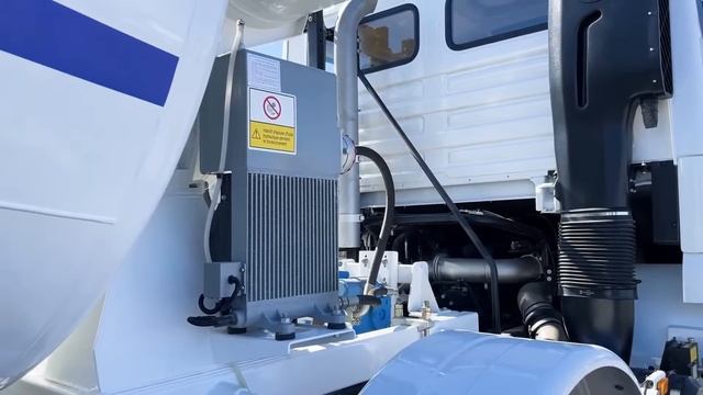 Shacman X3000 8X4 Mixer Truck - Malaxeur à béton смотреть онлайн