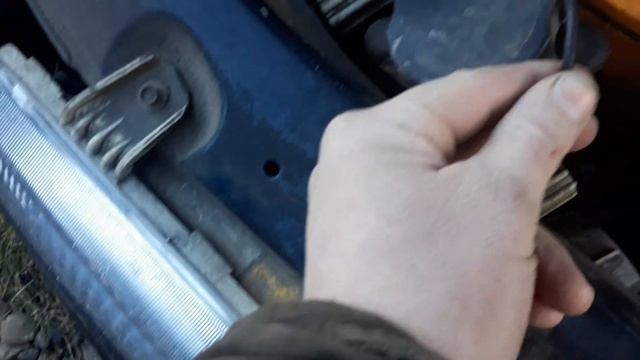 незаводится ваз2110 причина