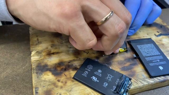 iPhone XS Max замена аккумулятора смотреть онлайн