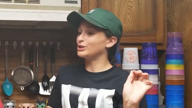 Picky Eaters - Hideaway Pizza смотреть онлайн
