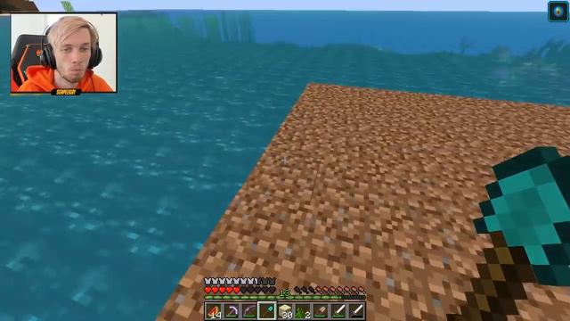 I DONT KNOW WHO PRANKED ME :( - Minecraft The Deep End Ep 17 смотреть онлайн