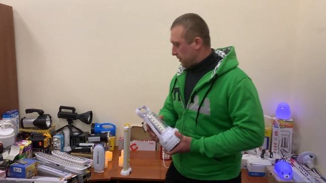 ?? LED Светильники на Аккумуляторе, зарядка от розетки 220. Держат до 80 часов!! Обзор и как светят смотреть онлайн