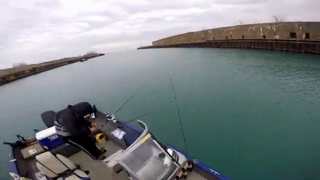Perch Fishing in Chicago (11.23.2019 ) смотреть онлайн