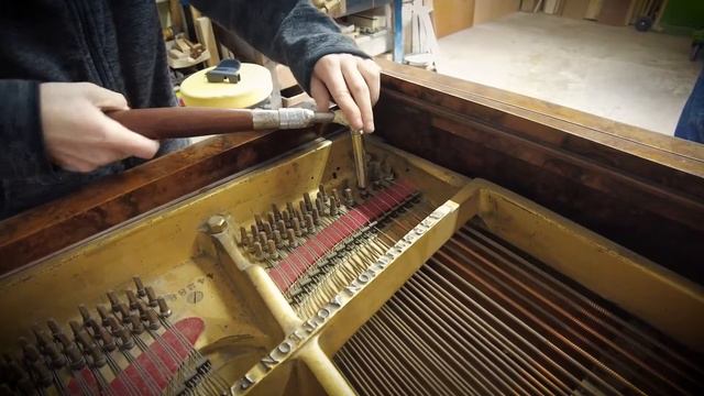 The restoration of a 1881 Steinway & Sons concert grand [D-274 - Centennial]- Part 3 - Disassemblin смотреть онлайн
