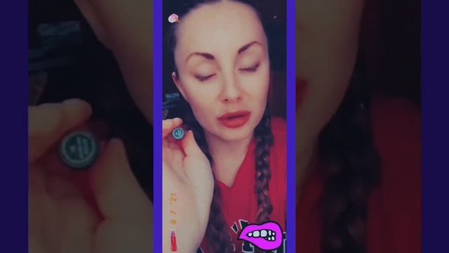 МАТОВАЯ ПОМАДА. БЛЕСК ДЛЯ ГУБ. Ксана подарила мне матовую помаду перед отъездом в Питер на ПМЖ. смотреть онлайн