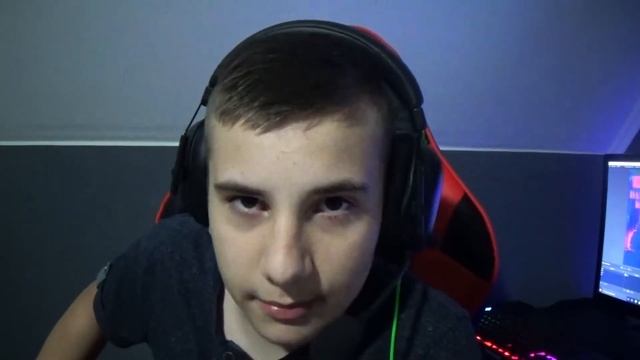 ILYEN JÓ LENNE? Razer Blackshark V2 X Teszt смотреть онлайн