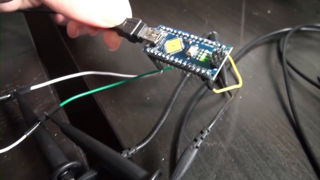 Reversing an unkown digital protocol with an Arduino - rhme2 Whac the mole (misc 200) смотреть онлайн
