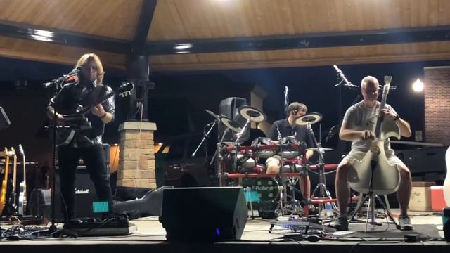 KASHMIR Led Zeppelin LIVE band cover with cello - Robert Plant vocal cover смотреть онлайн