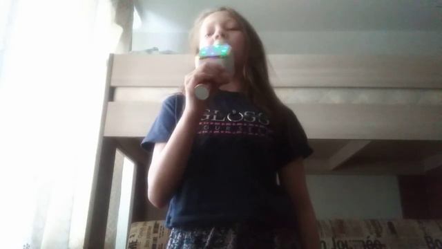 песня маленькая страна смотреть онлайн