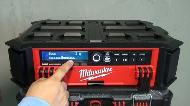 Обзор packout радио Milwaukee M18 PRCDAB+ смотреть онлайн