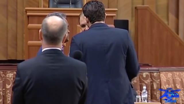 ZăBoiS - Îi tari HUOVA di trăit în Moldova смотреть онлайн