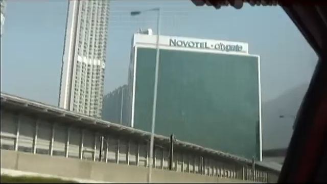 Crazy Hong Kong taxi ride | 香港出租车 смотреть онлайн
