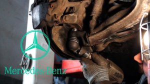 Mercedes W210 - нижняя шаровая опора