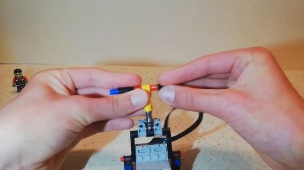 Lego Technic off road racing car - Creativ Lego