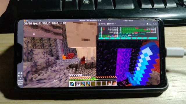 Playing Minecraft 1.18.1 on my phone (OnePlus 6 running Arch Linux ARM) смотреть онлайн