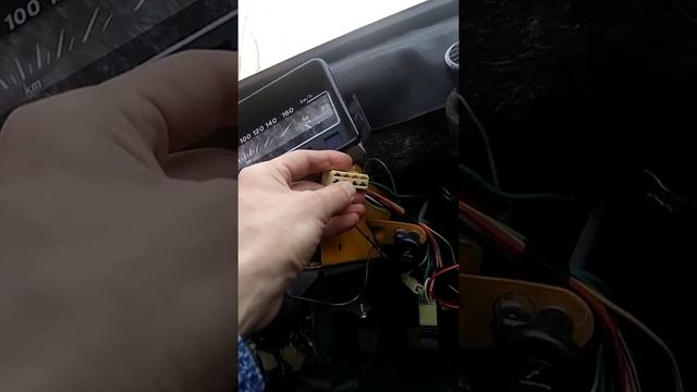 Устройство цепи/проводки замка зажигания ВАЗ ОКА 1111 смотреть онлайн