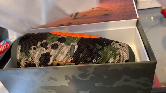 JBL Charge 5 смотреть онлайн