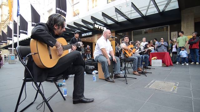 La Rumba in front of Myer, 21-8-2011 (HD) смотреть онлайн