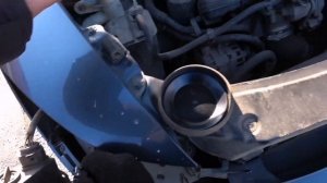 Skoda octavia a5, замена лампочки ближнего света.