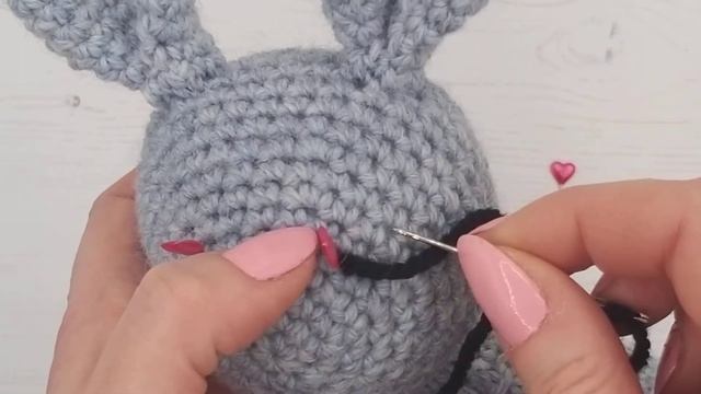 Bunny Video Tutorial 22. Sewing Sleepy Eyes. Learn to Crochet with Wee Woolly Wonderfuls смотреть онлайн