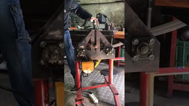 Как сделать электрический трубогиб из ручного? Мини таль + ручной трубогиб. смотреть онлайн
