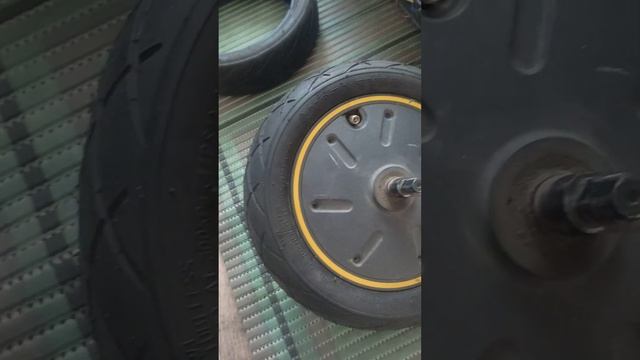 Замена покрышки на Segway ninebot g30 смотреть онлайн