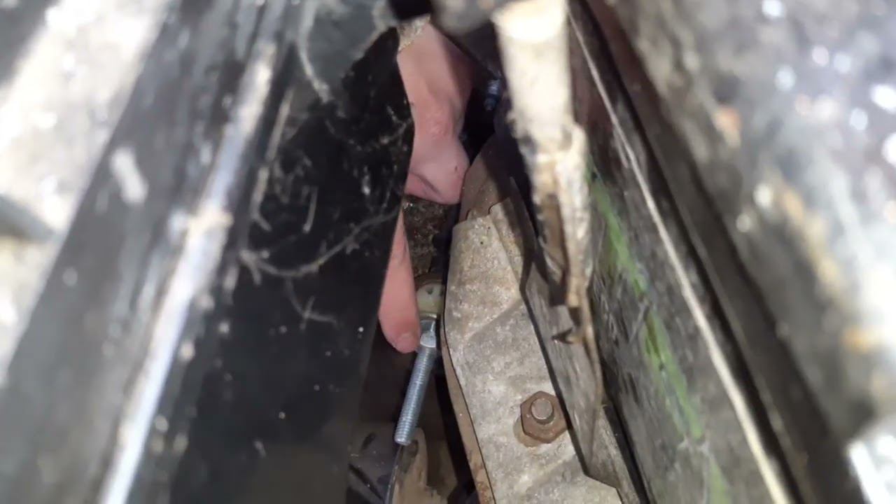 Как легко и просто поменять тросик сцепления ваз 2110 смотреть онлайн