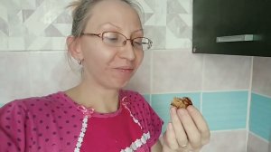 LifeVlog: 27 января 2024 г. поклеила обои в комнате/готовка/уборка/о моем доходе блогера