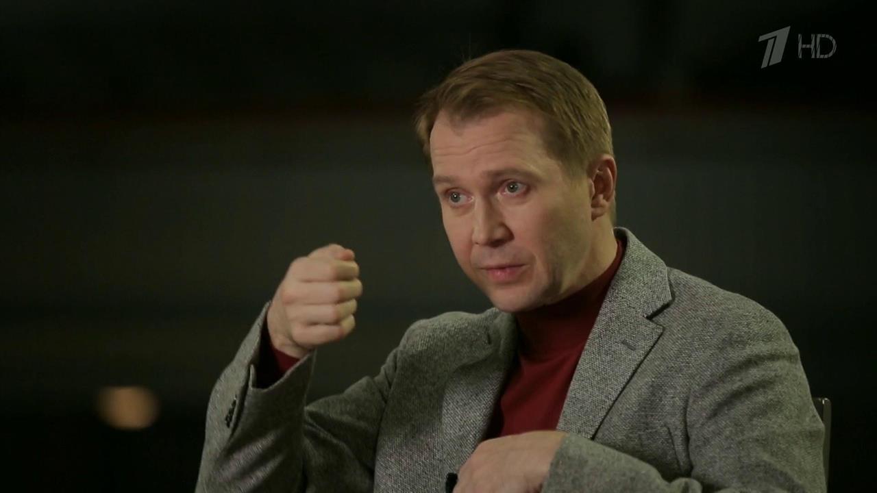 Актеру театра и кино Евгению Миронову исполняется 50 лет