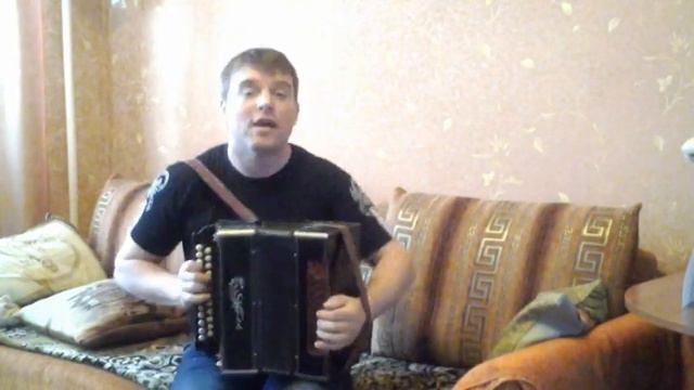 ВЕЧЕР БРОДИТ ПО ЛЕСНЫМ ДОРОЖКАМ НА ГАРМОШКЕ смотреть онлайн