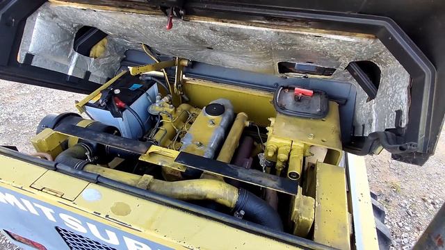 MITSUBISHI WHEEL LOADER WS200A / Engine Starting Up смотреть онлайн
