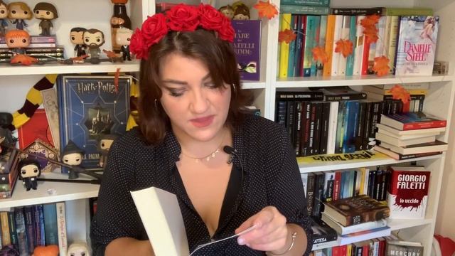 UNBOXING LIBRI E REGALO ANNIVERSARIO #books #vlog смотреть онлайн