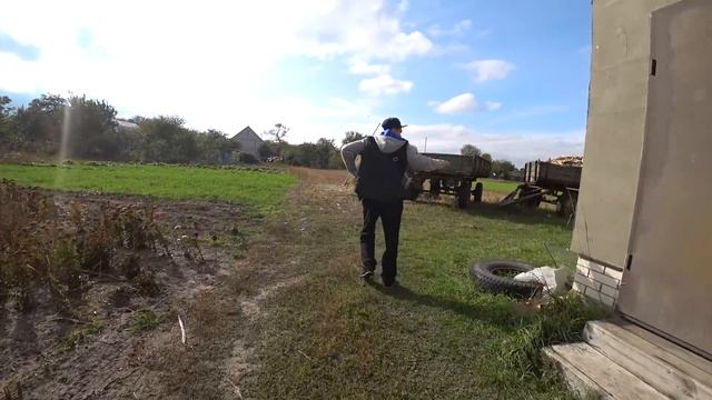 Клим "Эврибадира"- тракторист навозного совхоза "Говновозы будущего" смотреть онлайн