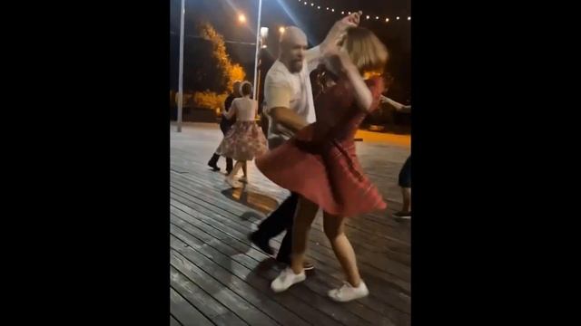 ВЕРОЧКА В ТАНЦАХ? смотреть онлайн