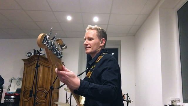 Free Hand - The Tom Scott Project смотреть онлайн