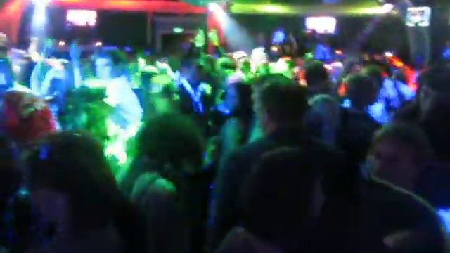 Зажигаем смотреть онлайн