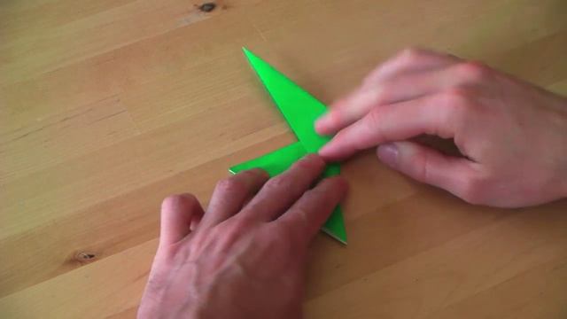 Origami - Colibri qui bat des ailes - Animated Hummingbird [Senbazuru] смотреть онлайн