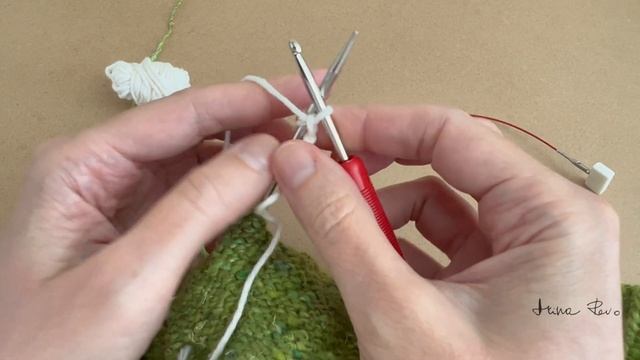 SEAMLESS neat UNDERARMS WITHOUT HOLES or extra stitches. TOP DOWN sweater knitting. (Part 1 of 3). смотреть онлайн