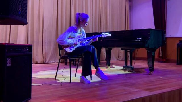 ВЫПУСКНОЙ ЭКЗАМЕН! М.Петренко "Вальс"/Consuelo Velázquez "Besame Mucho"/Dirk Laukens "All of Me" смотреть онлайн