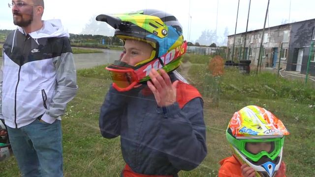 ДРИФТИМ на картинге...СТОЛКНУЛСЯ с Тишей и Папой...Встреча с АртЁмом. смотреть онлайн