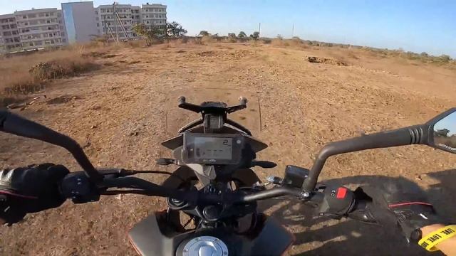 KTM Adventure 250 Review - Better Than Royal Enfield Himalayan ? смотреть онлайн