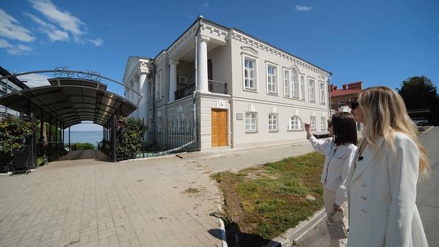 Гуляем по Таганрогу с Мадам Куку #КуКуТаганрог смотреть онлайн