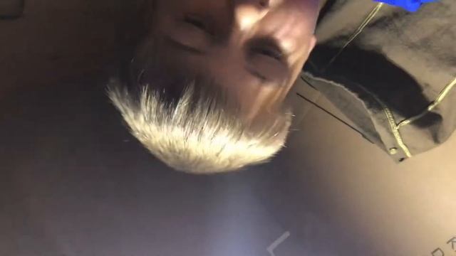 Построил поезд из картона?